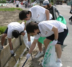豊田合成グループ一斉 地域清掃活動の実施