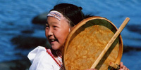 イヌイット村の踊り子　グリーンランド