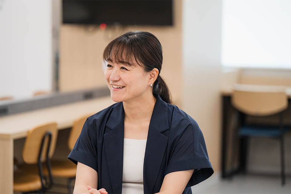 徳桝 阿佑美さん（開発本部 材料開発部 新領域材料開発室）