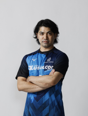 津波古 駿介