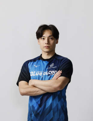 石嶺　秀