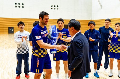 ウーゴ・ロペス選手 引退のお知らせ