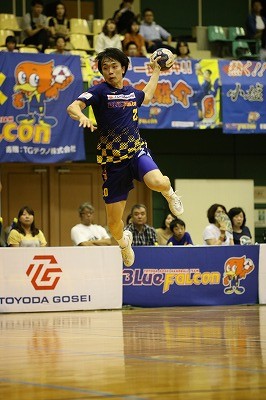 出村選手日本リーグ通算４００得点達成！