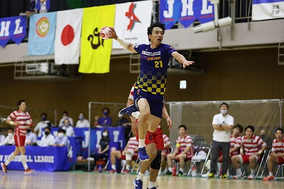 小塩選手日本リーグ通算７００得点達成