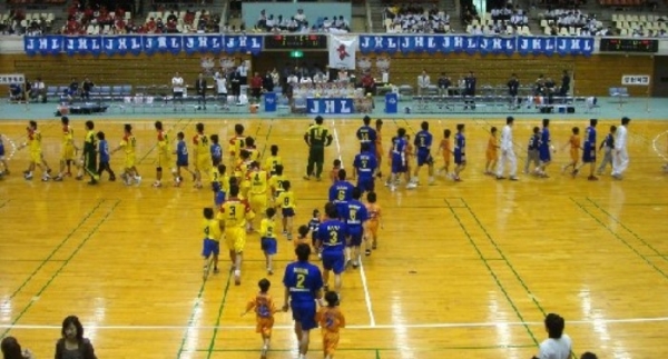 日本リーグでの選手入場を紹介します