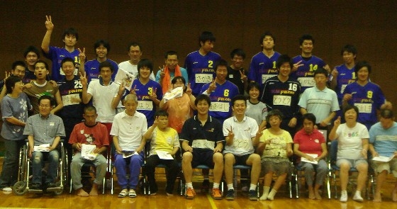 黒田ドリーム作業所の皆さまと｢ハンドボールふれあい交流会｣を実施しました。