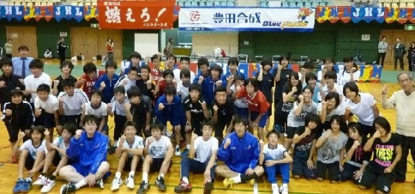ハンドボール講習会を実施しました。