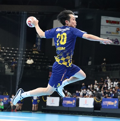 出村選手　日本リーグ通算６００得点達成