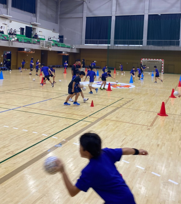 ブルーファルコンジュニアが、大会へ向け奮闘中！
