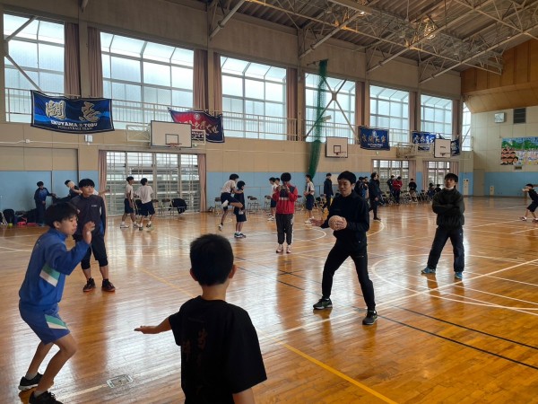 犬山市立東部中学校､城東中学校でハンド教室を実施