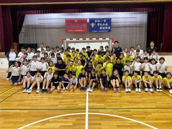 一宮商業高校ハンドボール地域交流会に参加