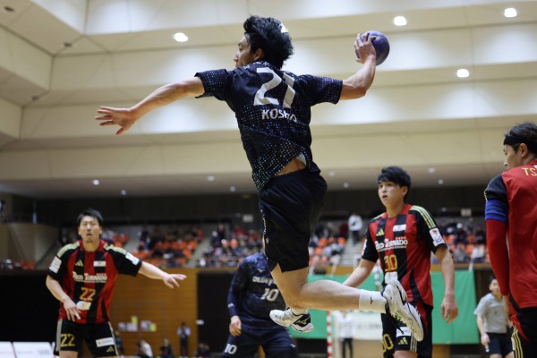小塩選手が17年ぶりに国内トップリーグ通算得点1位を更新！