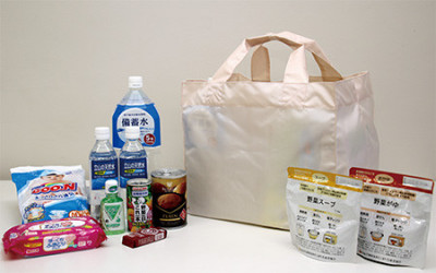 エアバッグ生地製のバッグが災害備蓄品の収納袋として採用