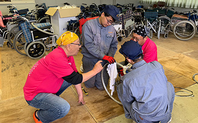 岩手県の高校で「車イス修理指導会」を実施