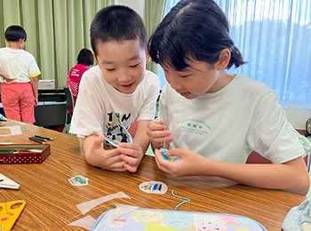 夏休みこども福祉体験教室の様子