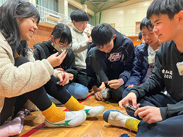 春日小学校の様子